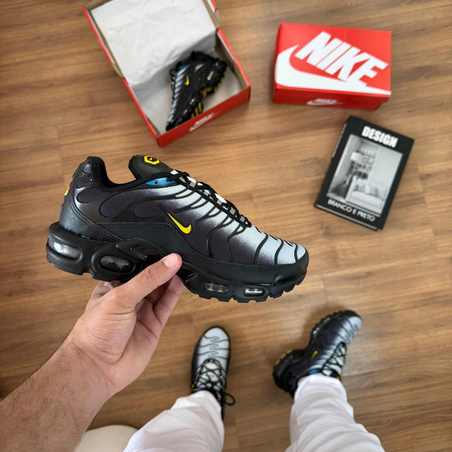 Tênis Nike TN Preto e Cinza – Visual Moderno e Amortecimento Premium