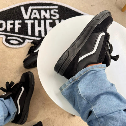 Tênis Vans Hylane Preto e Branco – Estilo Street