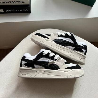 Tênis Puma 180 Preto e Branco – Design Casual e Leve