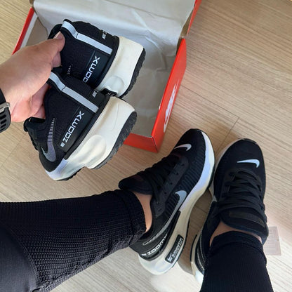 Tênis Nike Zoom X Invincible – Alta Performance e Amortecimento Profissional