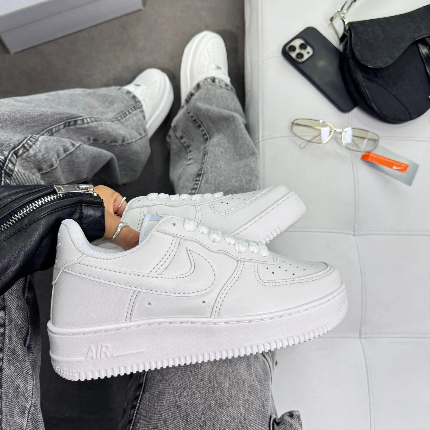 Tênis Nike Air Force 1 Branco – Visual Clean e Premium