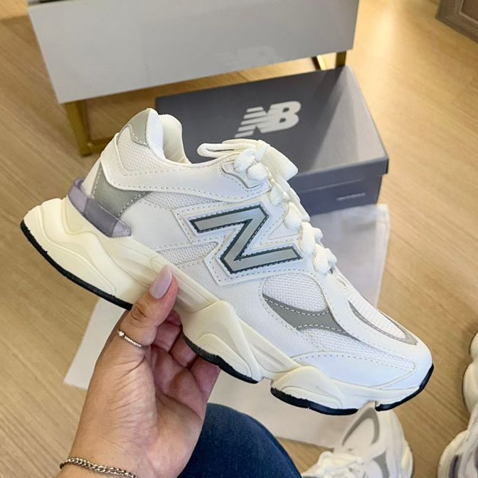 Tênis New Balance 9060 Branco e Cinza – Estilo Urbano e Design Exclusivo