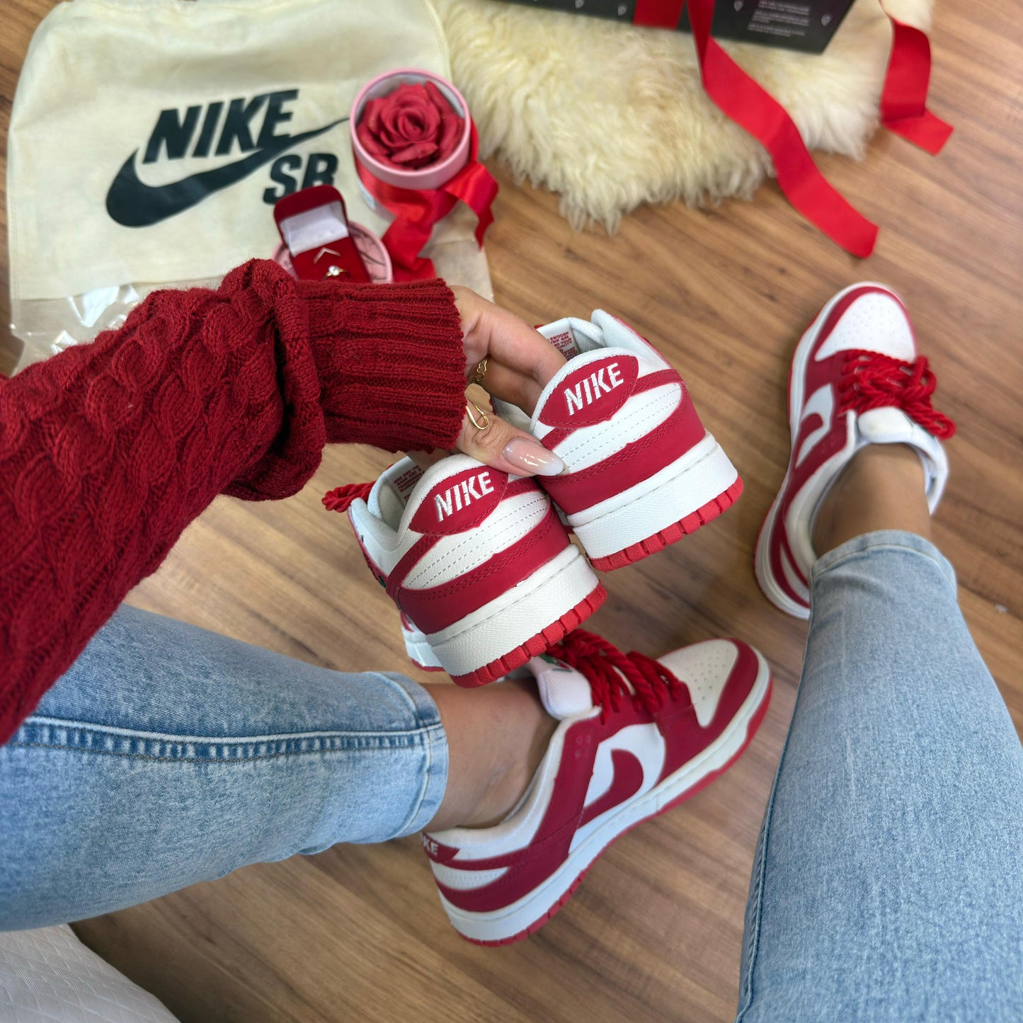 Tênis Nike Dunk In Roses Red – Estilo Street Moderno