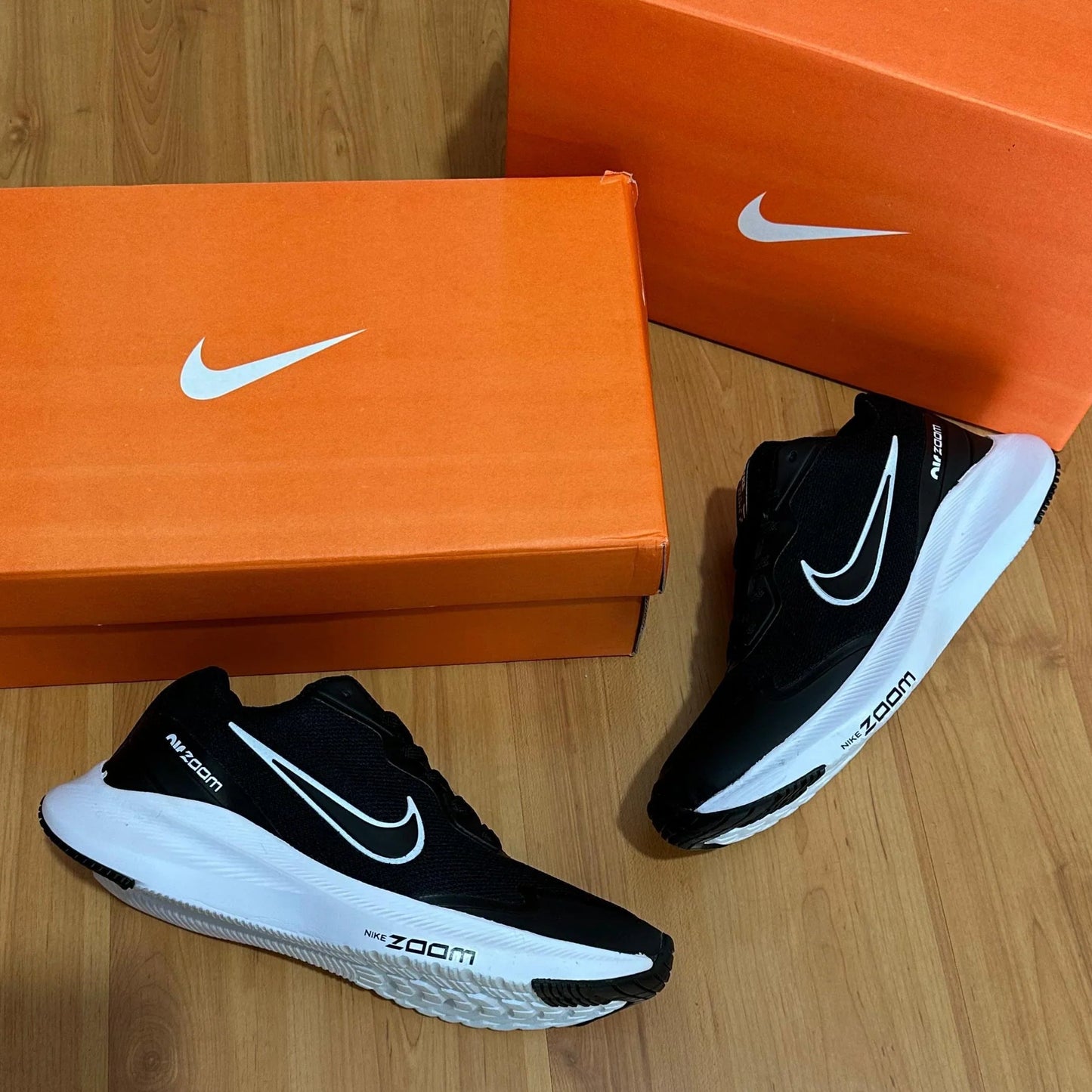 Tênis Nike Zoom 04 – Alta Performance e Amortecimento Profissional