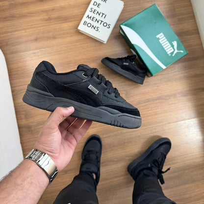Tênis Puma 180 Preto – Estilo Urbano e Conforto Premium