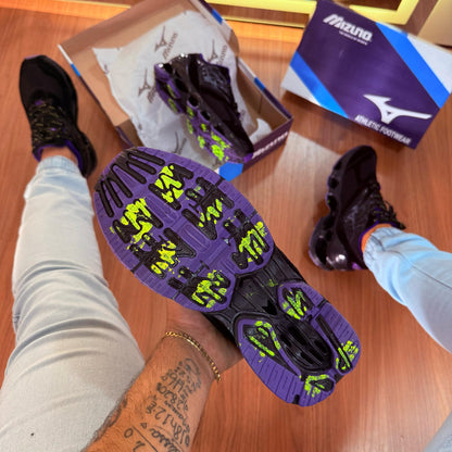 Tênis Mizuno Pro 13-S Preto Flor de Lótus – Edição Premium