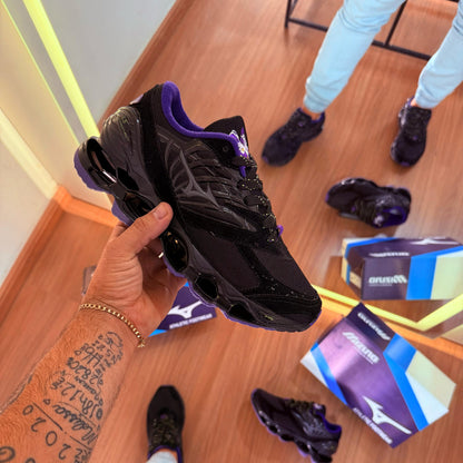 Tênis Mizuno Pro 13-S Preto Flor de Lótus – Edição Premium